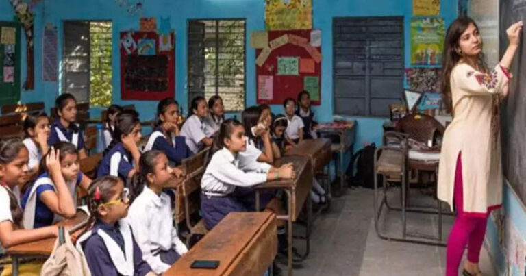 बिहार: ट्रांसफर का इंतजार कर रहे शिक्षकों के लिए गुड न्यूज, सरकार ने आखिरकार बता दी नियम लागू करने की तारीख – bihar teacher transfer news education minister said that when will govt announce about transfer policy date