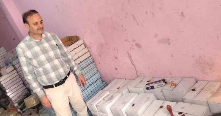 मिठाई नहीं, जहर है! सोनपापड़ी…मिल्ककेक…दिवाली से पहले 3.62 क्वींटल मिठाई सीज