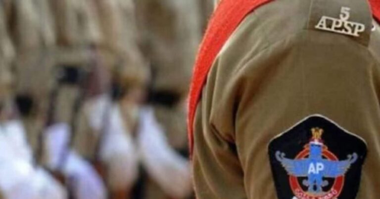 Poisonous Gas Leak: फार्मा कंपनी में जहरीली गैस का रिसाव, लोग बेहोश, हॉस्पिटल में भर्ती