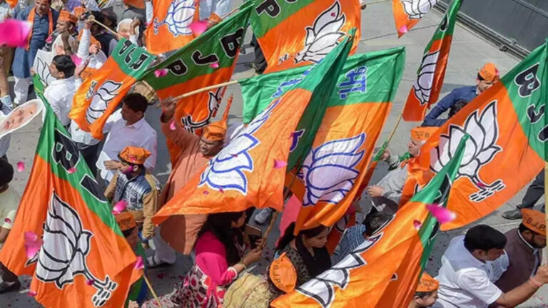दिल्ली में फ्री वाले वादों की लिस्ट देख लीजिए, क्या अब बिहार वालों की आएगी बारी? Delhi Result Look list of free promises will it be turn Bihar people now