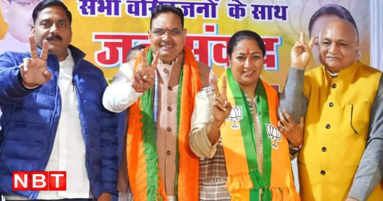 दिल्ली की नई मुख्यमंत्री रेखा गुप्ता को भजनलाल शर्मा ने दी शुभकामनाएं, 21 दिन पहले की ‘विक्ट्री साइन’ वाली तस्वीर की शेयर – bjp leader rekha gupta appointed delhi cm rajasthan cm bhajan lal sharma congratulates with victory sign picture