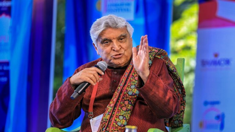 ‘तुम नीच हो, नीच ही मरोगे’, पाकिस्तान की हार पर ट्रोल करने वालों पर भड़के Javed Akhtar, दिया करारा जवाब | Javed Akhtar gave befitting reply to trollers on Virat Kohli Zindabad tweet After India Pak Match hindi news