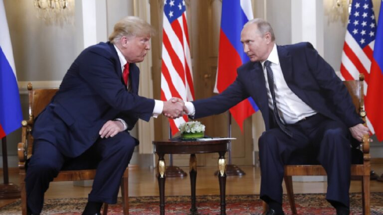 Ukraine War: यूक्रेन युद्ध को खत्म करने के लिए US-रूस ने मिलाया हाथ! गठित की टीमें, अब क्या होगा अगला कदम? | Ukraine war peace talks US Russia appoint teams to end war News in Hindi