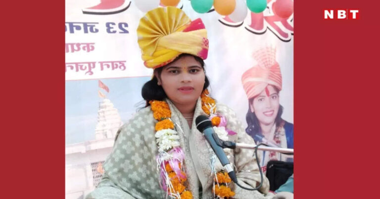 Devika Patel Brahmin Controversy,’ब्राह्मण ही कर सकते कथा’, कथावाचक देविका पटेल का विरोध करने वाले सात ब्राह्मणों पर केस – only brahmins can narrate bhagwat katha case filed against seven brahmins who opposed kathavachak devika patel