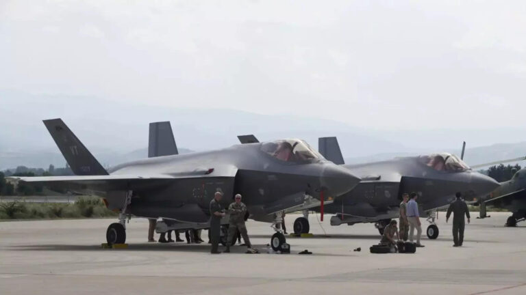 Canada US F35 Fighter Jet Deal,अमेरिका के साथ F-35 डील तोड़ सकता है कनाडा, 16 विमानों की कीमत भी दे चुका, रक्षा मंत्री ने किया बड़ा ऐलान – canada reconsidering f 35 fighter jet purchase from america amid tensions with donald trump