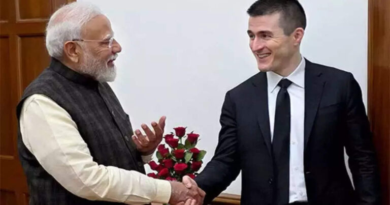 Who Is American Podcaster Lex Fridman,3 घंटे तक पीएम मोदी से हर मसले पर की बात… कौन हैं अमेरिकी पॉडकास्टर लेक्स फ्रिडमैन? – talked to pm modi on every issue for 3 hours who is american podcaster lex fridman