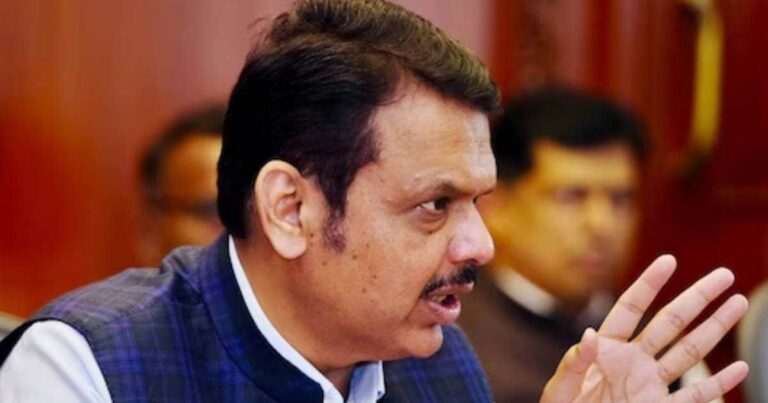मस्जिद से हटेंगे लाउड स्पीकर! CM देवेंद्र फडणवीस ने दिखाई सख्ती, विधानसभा में बोले- बख्शा नहीं जाएगा