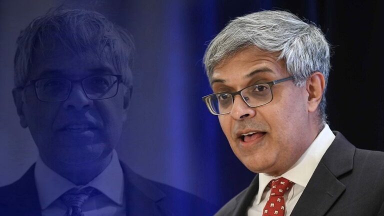 Jay Bhattacharya: कौन हैं भारतीय मूल के अमेरिकी प्रोफेसर जय भट्टाचार्य? अमेरिका ने बनाया NIH का निदेशक | Jay Bhattacharya Who Indian American professor made him director of US NIH