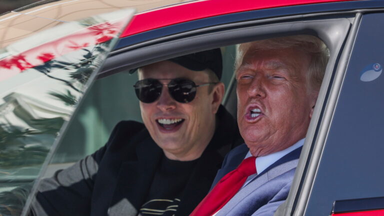 Donald Trump ने इंपोर्टेड कारों पर लगाया 25 फीसदी टैरिफ, जानिए क्या होगा इसका असर? | Donald Trump imposed 25 percent tariff on imported cars, know what will be its effect?