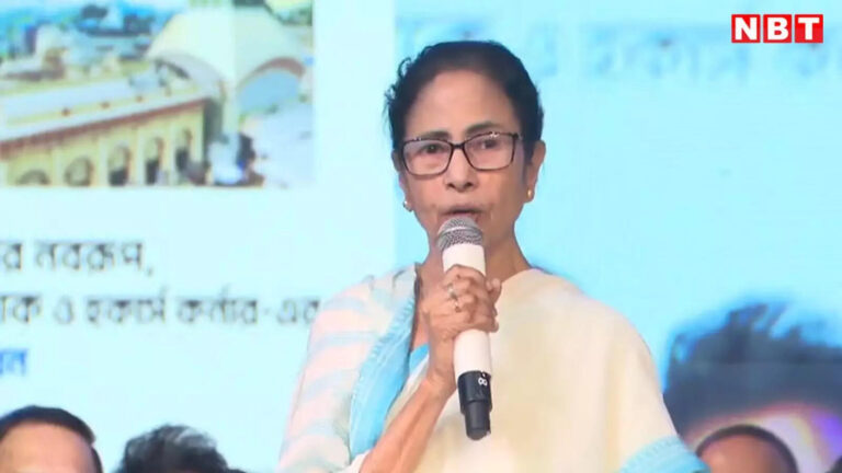 Mamata Banerjee: उकसावे में न आएं, कानून के साथ… बंगाल में वक्फ हिंसा के बीच क्या बोलीं ममता बनर्जी – mamata banerjee ask people not to take law in their hand appeals for peace after murshidabad violence inaugurates kalighat skywalk