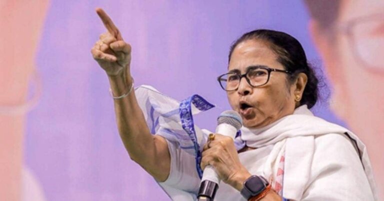 मेरे पास प्लान B, C तैयार… सुप्रीम कोर्ट के फैसले के बाद टीचर्स से मिली ममता बनजी, फिर जमकर बरसी