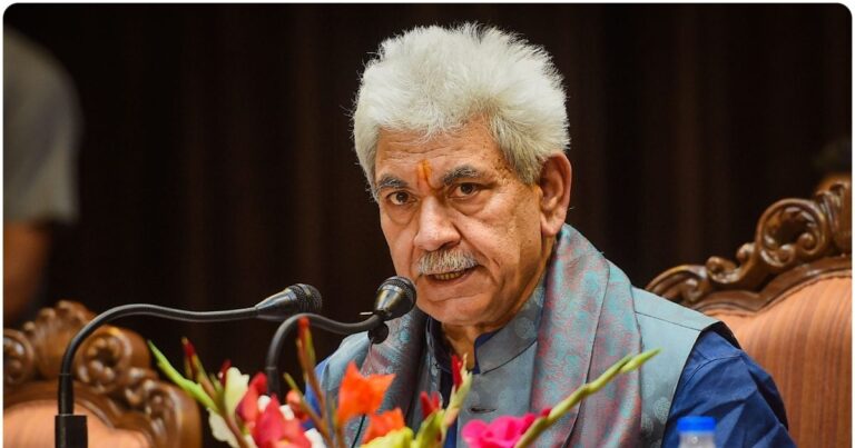 मैं अपनी सीमाएं जानता हूं, जम्मू-कश्मीर में ट्रांसफर विवाद पर न्यूज़18 से बोले LG मनोज सिन्हा