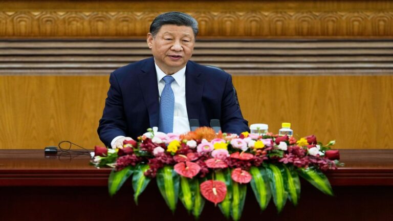 China-US Tariff War: अमेरिकी उत्पादों पर चीन ने लगाया 34 फीसदी टैक्स, ट्रंप ने कहा “चीन ने गलत खेला” | China-US Tariff War: China imposed 34% tax on American products, Trump said “China played unfairly”