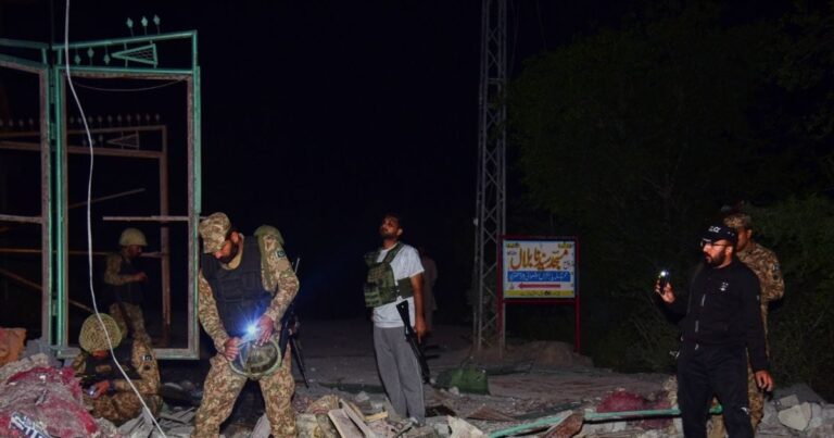 India Attack Pakistan Operation Sindoor LIVE:। Operation Sindoor। INDIA Attack On Pakistan Live। भारत के हमले में 26 मरे, 46 घायल… देश के नाम संदेश में बोले पाकिस्तानी पीएम शहबाज शरीफ