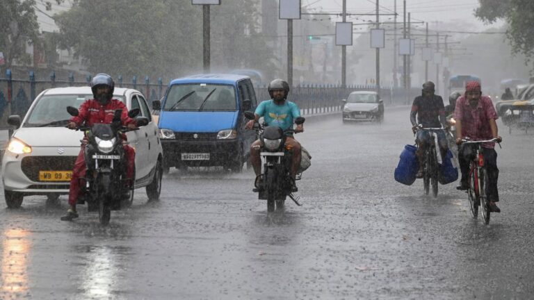 Weather Forecast: मौसम का दोहरा मिजाज! उत्तर में लू का कहर, बेंगलुरु में बारिश बनी मुसीबत, चेक करें IMD अपडेट | Weather Forecast 21 May 2025 Heatwave in North India, Rain Likely in South and Northeast IMD Prediction in hindi