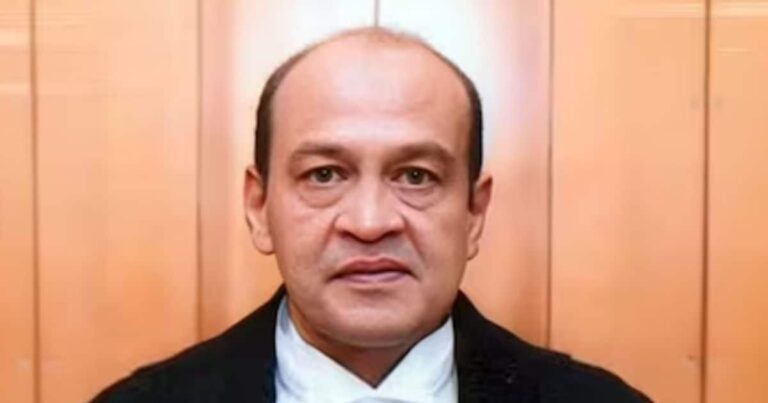 जस्टिस वर्मा के खिलाफ महाभियोग पर खींचतान, लोकसभा में विपक्ष ने बनाई दूरी, राज्यसभा में खेल की तैयारी
