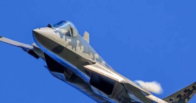 Su57M1E: हवाई राक्षस है 5वीं पीढ़ी का यह फाइटर जेट, F-35 से आधी कीमत लेकिन असर में सबका बाप