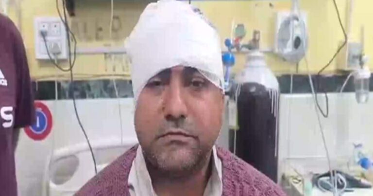 हिमाचल प्रदेश में डॉक्टर पर हमला, चचेरे भाई से बहस कर रहे 3 युवकों ने सिर फोड़ा, लहूलुहान हाल में अस्पताल में भर्ती
