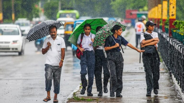 Kal Ka Mausam: दिल्ली-NCR से बिहार तक, कहां बारिश-कहां धूप? किन राज्यों में गिरेगा तापमान? IMD का बड़ा अपडेट | Kal Ka Mausam, 15 October 2025: Delhi-UP-Bihar, Know 10 Stats Weather Update, IMD Rain Forecast News Hindi