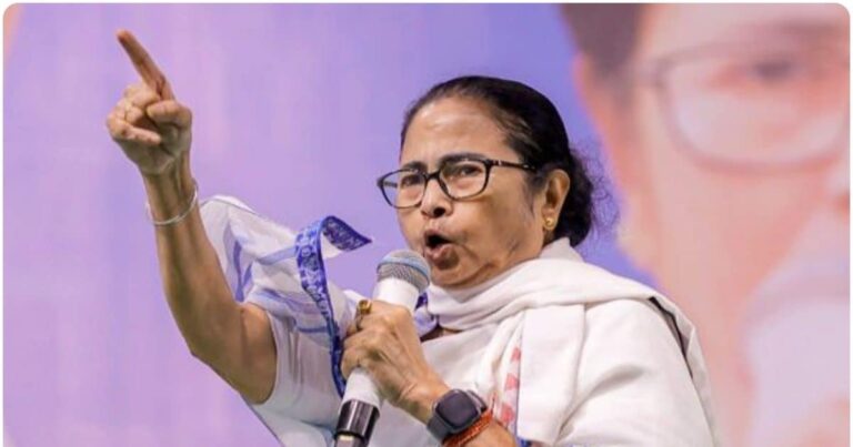 SIR पर पश्चिम बंगाल में होगी महाभारत! ममता बनर्जी उतरेंगी सड़कों पर, लेकिन 4 नवंबर को ही क्यों चुना?
