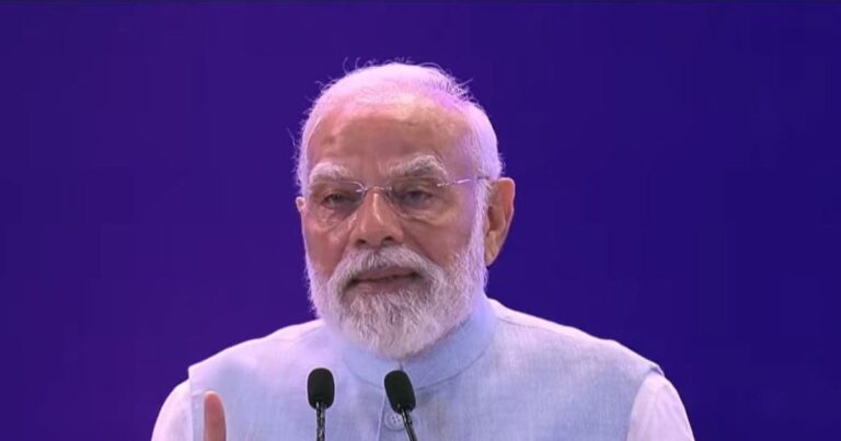प्रधानमंत्री मोदी ने महिला क्रिकेट विश्व कप जीत पर टीम को दी बधाई