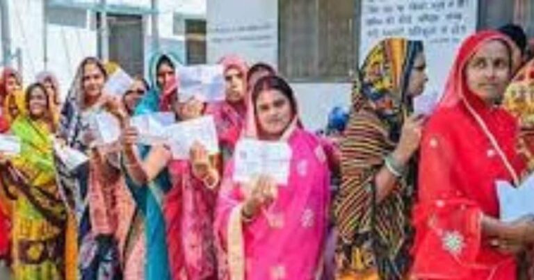 Bihar Assembly Elections: बिहार में पुरुषों के मुकाबले महिलाओं ने क्यों की अधिक वोटिंग, क्या रिजल्ट पर असर संभव?