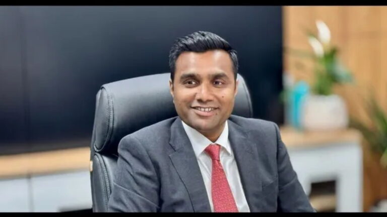Adani Group आंध्र प्रदेश में करेगा 1 लाख करोड़ रुपये का निवेश, गूगल के साथ बनाएगा अरबों का विजाग टेक पार्क | Adani Group to invest Rs 1 lakh crore in Andhra Pradesh over next decade: Karan Adani