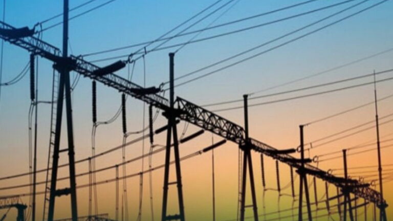 Bengaluru Power Cut: बेंगलुरू में इस तारीख को रहेगा पॉवर कट, 50 से ज़्यादा इलाकों में बिजली गुल रहेगी | Bengaluru Power Cut on November 19, electricity will be cut in more than 50 areas.