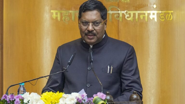 BR Gavai: ‘मैं हिंदू विरोधी नहीं हूं’, EX-CJI बीआर गवई का बड़ा बयान, बताया राजनीति में एंट्री करेंगे या नहीं? | Former CJI BR Gavai statement on politics Join, post-retirement role hindu controversy criticism