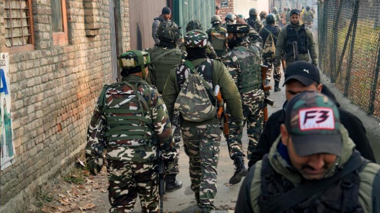 Nowgam Blast Update: फरीदाबाद से जब्त विस्फोटक कैसे पहुँचे श्रीनगर? J&K पुलिस ने अब तक क्या कहा? | Nowgam Blast Update How Faridabad Explosives Reached Srinagar What J&K Police Revealed news in hindi
