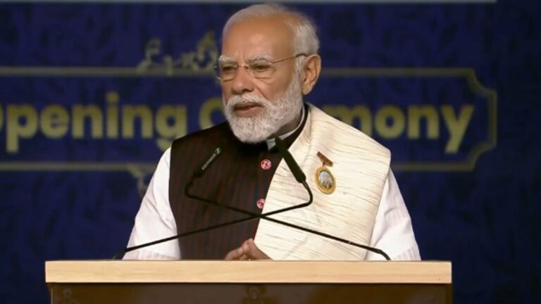 ‘मैं यहां अतिथि नहीं’, PM मोदी ने किया ‘शांति शिखर’ का उद्घाटन, ब्रह्माकुमारी से पुराने रिश्ते पर भी बोले | pm narendra modi inaugurates shanti shikhar Brahma Kumaris Meditation Centre at Nava Raipur