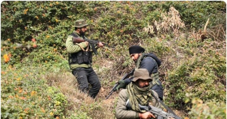 दिल्ली ब्लास्ट की गुत्थी अनंतनाग के जंगलों में, NIA तलाश रही ‘मिसिंग लिंक’, आरोपी आदिल और जसीर ही बने गाइड