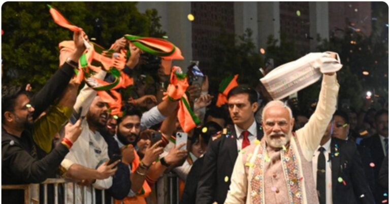 दिल्ली से बिहार तक भगवा लहर, अब दक्षिण में भी बीजेपी की दस्तक, 2025 में एनडीए का सुनामी मोड