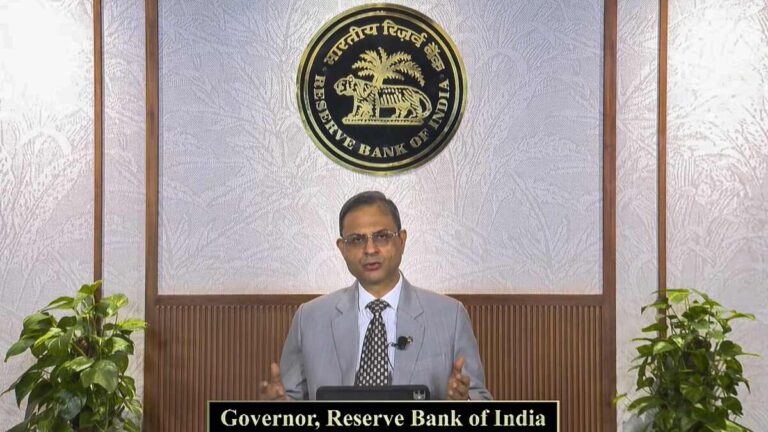 RBI Monetary Policy: रिजर्व बैंक ने आम आदमी के लिए किया बड़ा ऐलान! अब आपको कितनी देनी होगी Home Loan की EMI? | rbi monetary policy repo rate decision home loan emi impact december 2025 live updates
