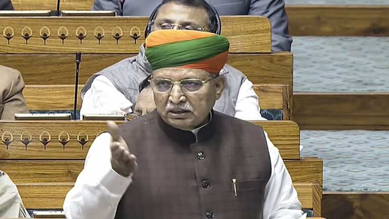 Repealing and Amending Bill 2025: शीतकालीन सत्र में पास हुआ निरसन और संशोधन विधेयक, 71 पुराने कानून खत्म | Repealing and Amending Bill 2025 passed in winter session kya hai nirsan sansodhan kanun hindi