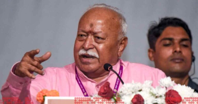 संघ पैरामिलिट्री नहीं, मोहन भागवत ने संघ की भूमिका स्पष्ट की