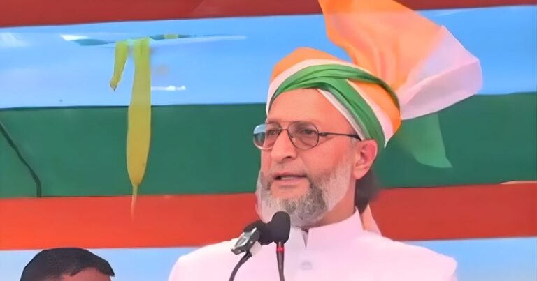 महाराष्ट्र निकाय चुनाव LIVE: असदुद्दीन ओवैसी की सभा में बेकाबू हुए लोग, पुलिस ने किया लाठीचार्ज