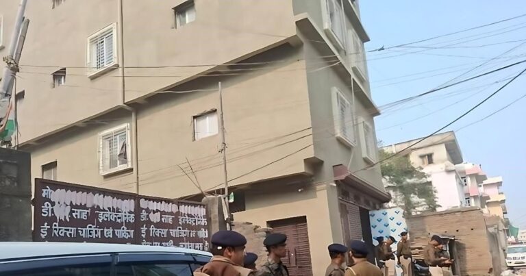 पटना NEET छात्रा मौत केस में बड़ी लापरवाही का खुलासा, धुली हुई बेडशीट FSL को भेजी गई, क्या सबूत मिटाने की कोशिश हुई?