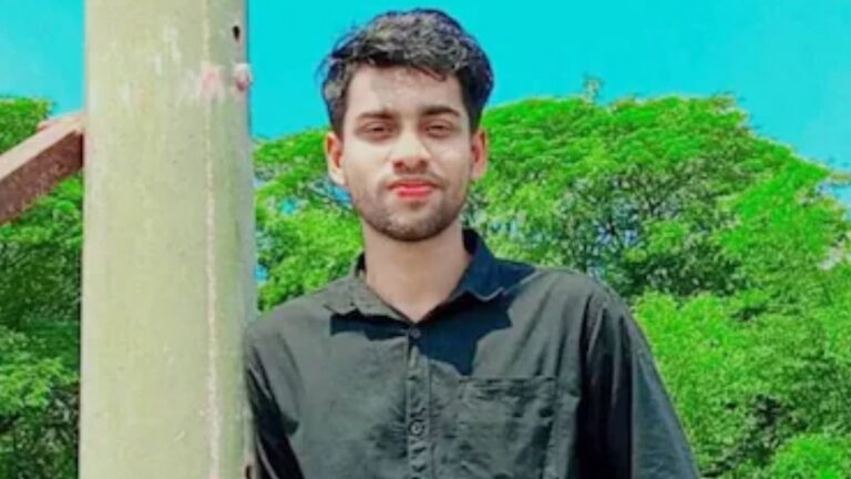 बांग्लादेश में एक और हिंदू युवक की पीट-पीटकर, चाकू घोंप कर की गई हत्या, जानें कौन था ये शख्स | Bangladesh Violence: Hindu auto driver murdered in Bangladesh, know who was this person