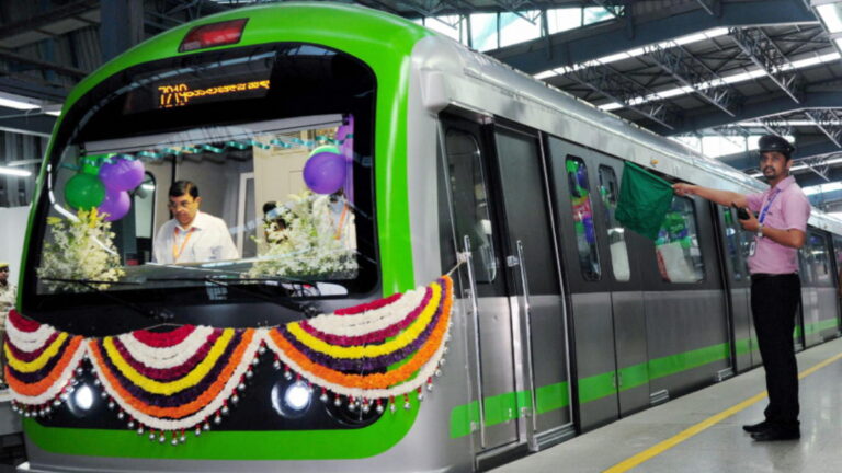 Bengaluru Metro: बेंगलुरू में नम्मा मेट्रो का बढ़ने वाला है किराया, जानिए कितना महंगा हो जाएगा टिकट? | Bengaluru Namma Metro fare may hike in February, BMRCL’s new Automatic Fare Revision Policy