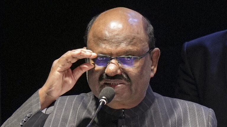 West Bengal News: चुनावी मौसम में बंगाल के राज्यपाल का अहम फैसला, अब सरकारी कागजों पर लिखा होगा वंदे मातरम! | West Bengal News Governor order Vande Mataram written on government documents ahead election hindi