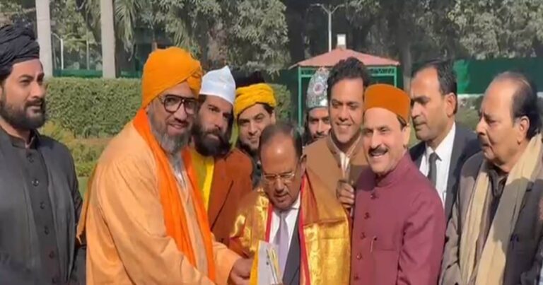 Who is Syed Nasiruddin Chishti | Syed Nasiruddin Chishti Met with Ajit Doval- सैय्यद नसीरुद्दीन चिश्ती कौन हैं, जो NSA अजीत डोभाल से मिले?