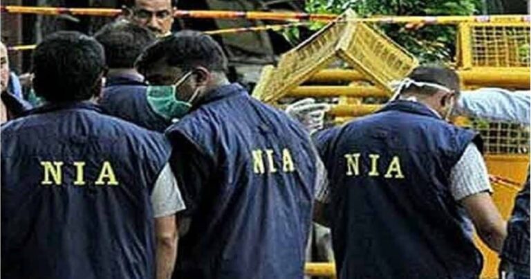 NIA Chargesheet in Myanmar Human Trafficking | Myanmar Myawaddy Cyber Scam Centers Exposed | म्यांमार के ‘नर्क’ का बड़ा खुलासा! विदेश में नौकरी के नाम पर युवाओं को बनाया ‘गुलाम’, चीनी मास्टरमाइंड समेत 3 पर चार्जशीट
