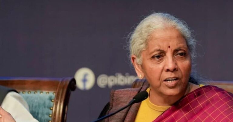 एलपीजी संकट के बीच वित्तमंत्री का पहला बयान! कहा- कांग्रेस सरकार की गलतियों की भरपाई आज तक कर रहा देश