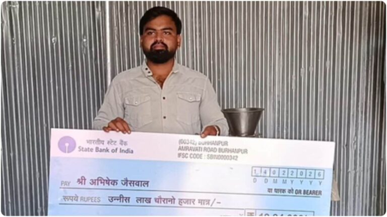 मोदी सरकार की योजना से बदली अभिषेक की जिंदगी, रोजगार के साथ लिख रहे ‘विकसित भारत’ की इबारत