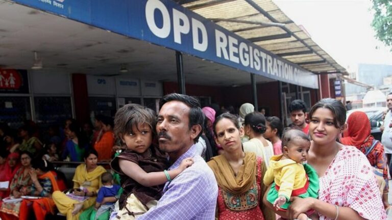 AIIMS हो या जिला अस्पताल, QR कोड स्कैन करो और डॉक्टर को दिखाओ, PM मोदी ने खत्म करवा दी लाइन में लगने की टेंशन