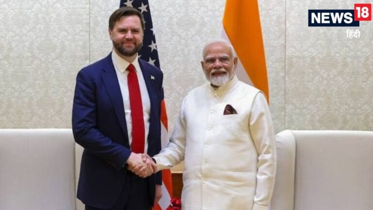 PM Modi JD Vance Talk | US Tariff News | अमेरिकी सीनेट ने फोड़ा 100% टैरिफ का बम, तो जेडी वेंस ने घुमाया पीएम मोदी को फोन, जानें क्या-क्या हुई बात