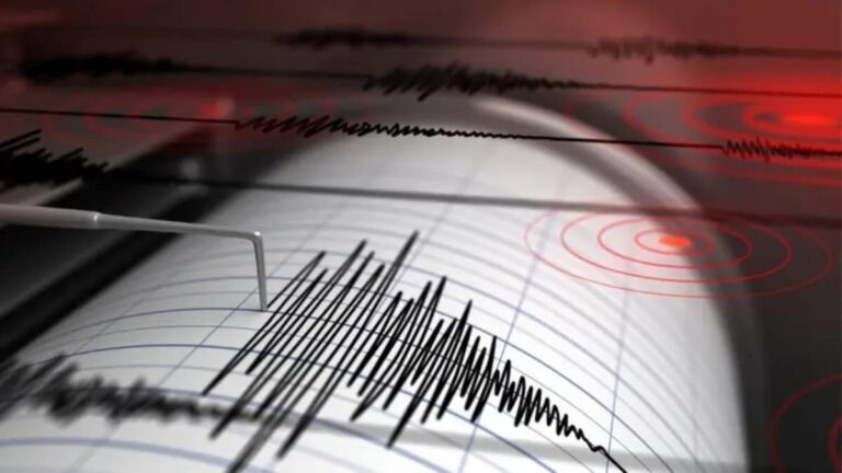 Earthquake News: भारत में कांपी धरती, जम्मू-कश्मीर से सिक्किम तक भूकंप के झटके, अफगानिस्तान में भी जलजला