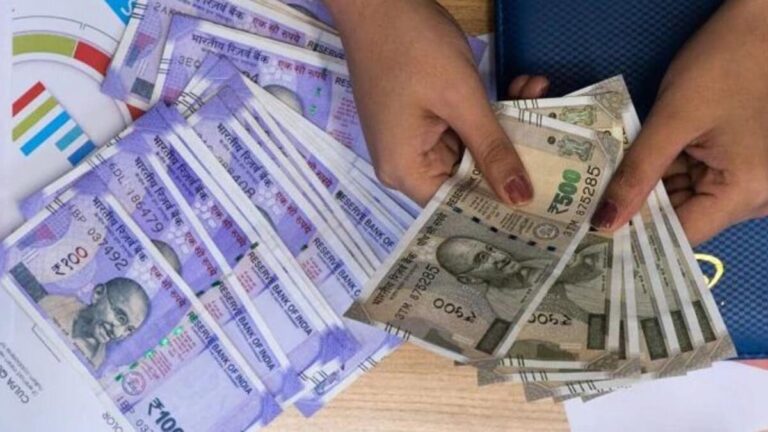 DA Hike : 2 या 3 नहीं, सीधे 8 फीसदी बढ़ गया महंगाई भत्ता, इस राज्य के कर्मचारियों और पेंशनर्स की लग गई लॉटरी