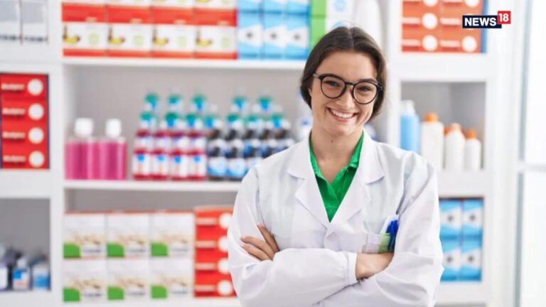 Indian Pharma Sector : भारत की दवा कंपनियों को अमेरिका ने दी कड़वी डोज, मुनाफे पर असर डालेगा ट्रंप का नया फैसला